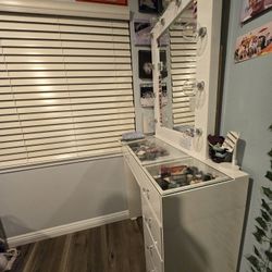Makeup Vanity