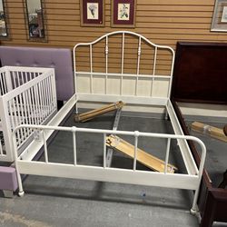 Full Size Metal White Bed Frame (in Store) 