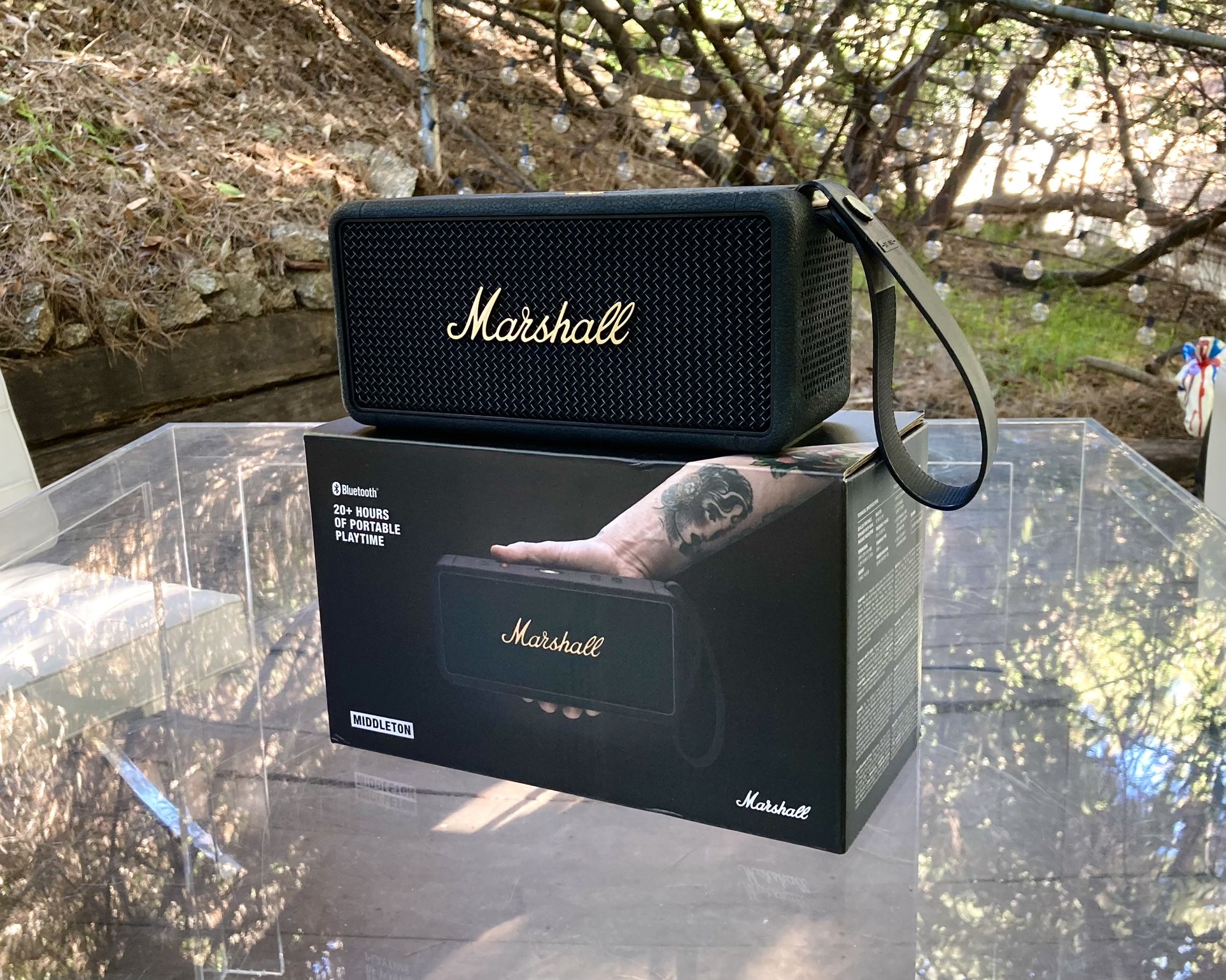 Marshall Middleton Portable Bluetooth Speaker