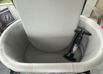 Inflatable Ice Bath Tub with Hand Air Pump