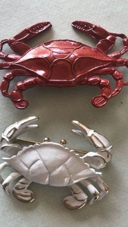 Crab pins