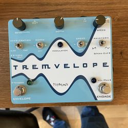 Pigtronix Tremvelope Tremolo Guitar Pedal 