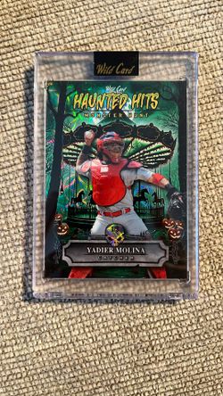 Yadier Molina 1/3 Haunted Hits Wild Card 