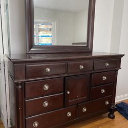dresser