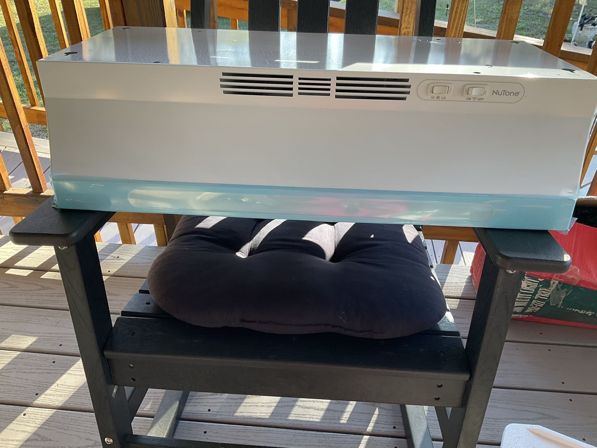 NuTone Basic Hood Range