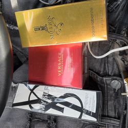 Fragrances Available Doesn’t Let Me Post Video HMU For Video And Number So Ican Send It To U 