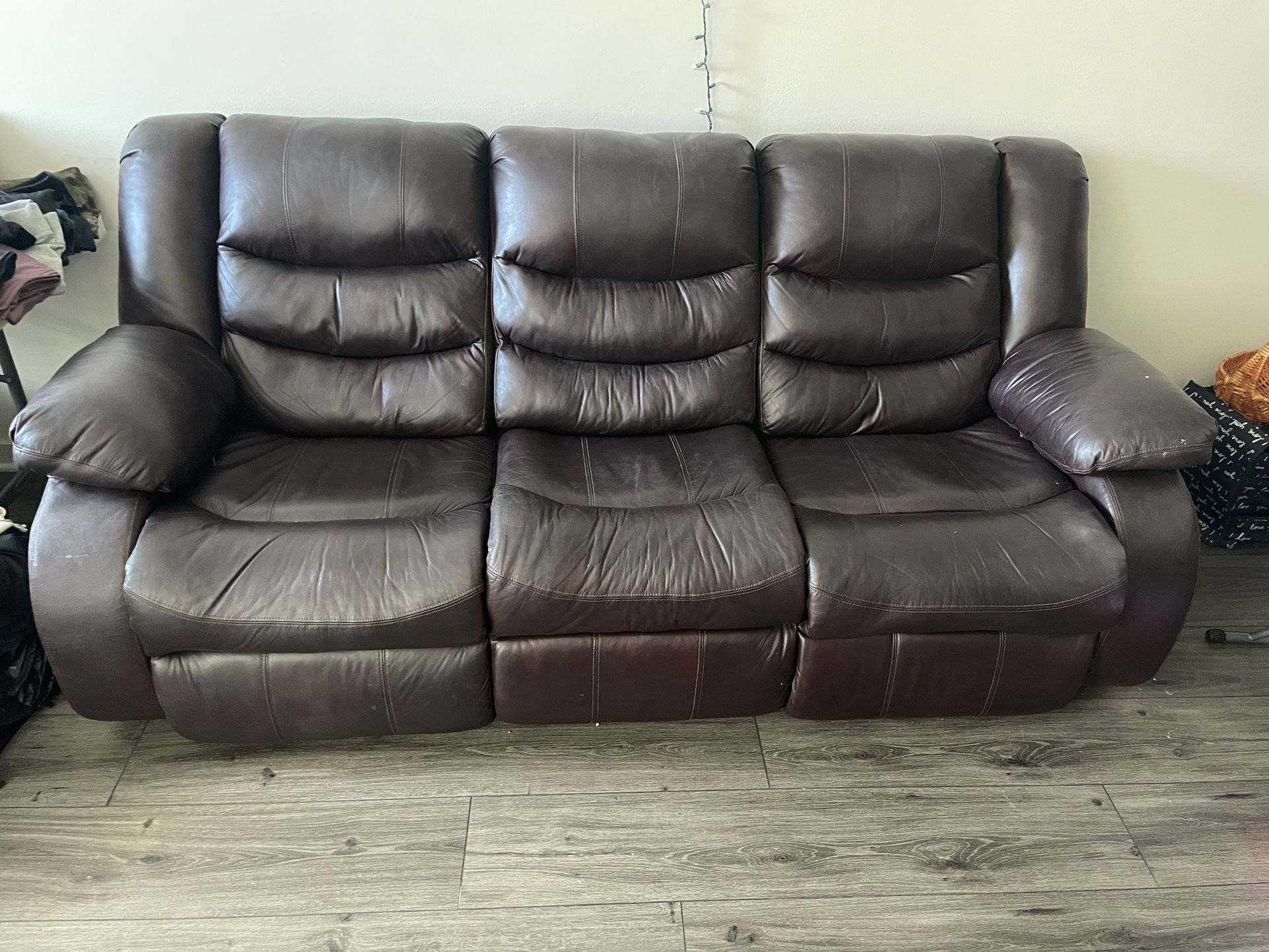 Leather Reclining Couch (Electric)