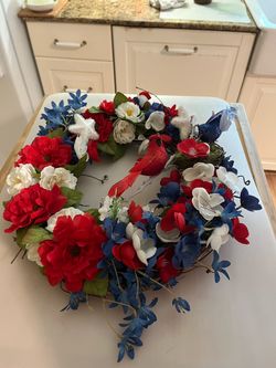 Holiday Wreath (18”)