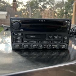 2000 Ford Excursion Limited Stock Radio