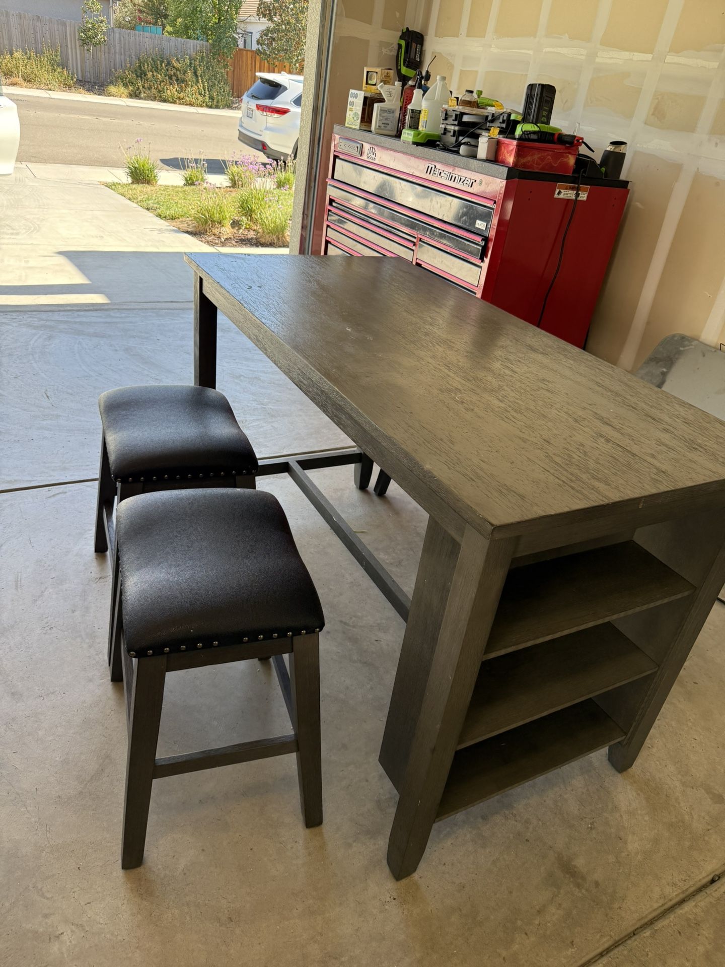 Dining table & stools