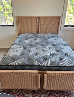 Clearance on New Mattresses! 🤩