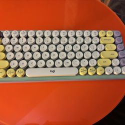 Logi Keyboard Bluetooth 