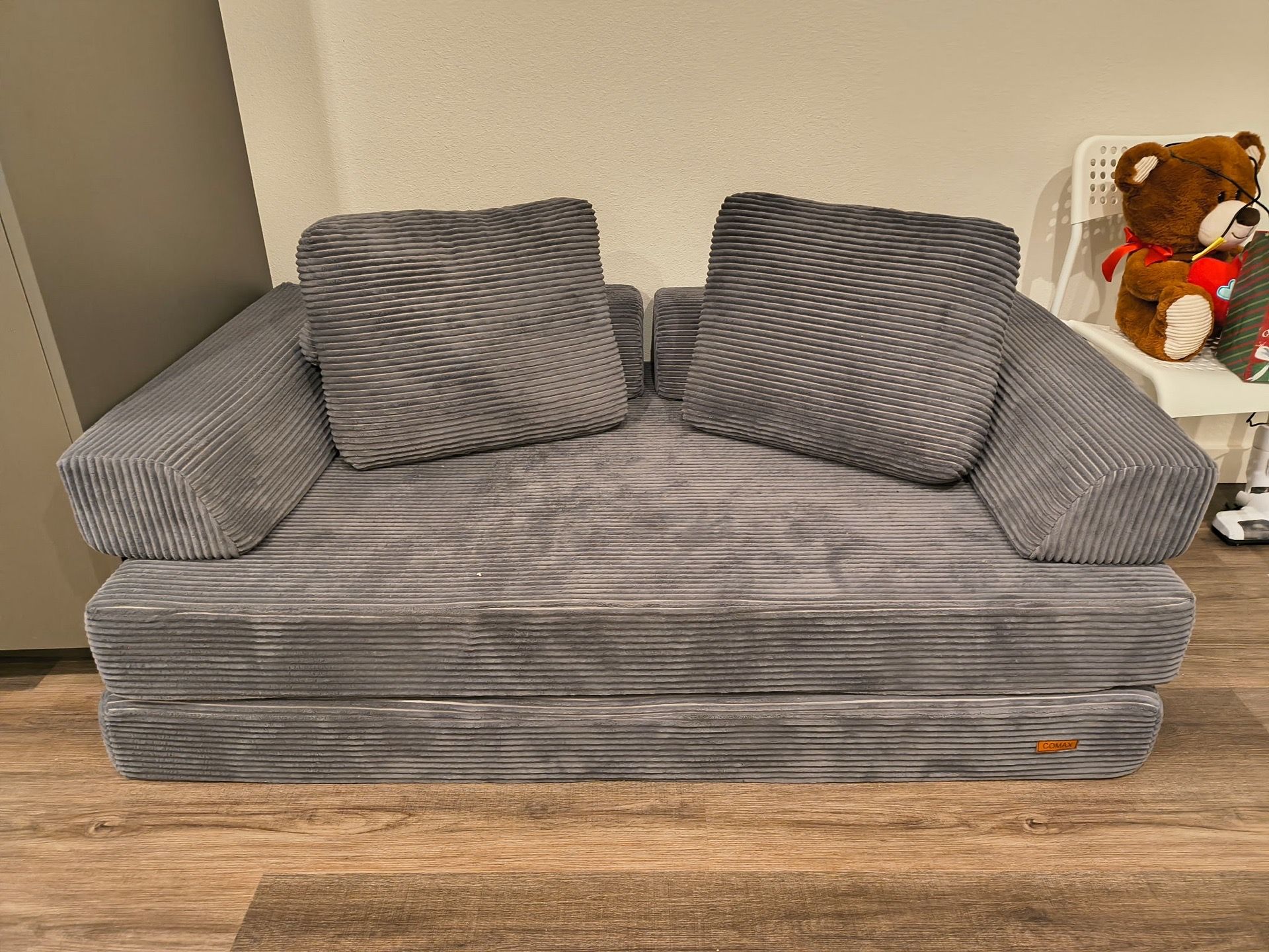 Foldable boneless sofa