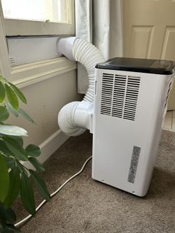 Portable AC Frigidaire