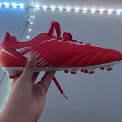 Soccer cleats