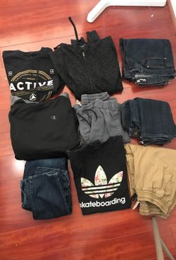 SUPER GOOD DEAL CLOTHES LOT MENS SIZE med-large