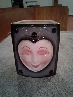 Cute Small Face Pot