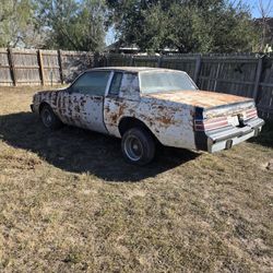 Buick Regal 1986 (Parts)