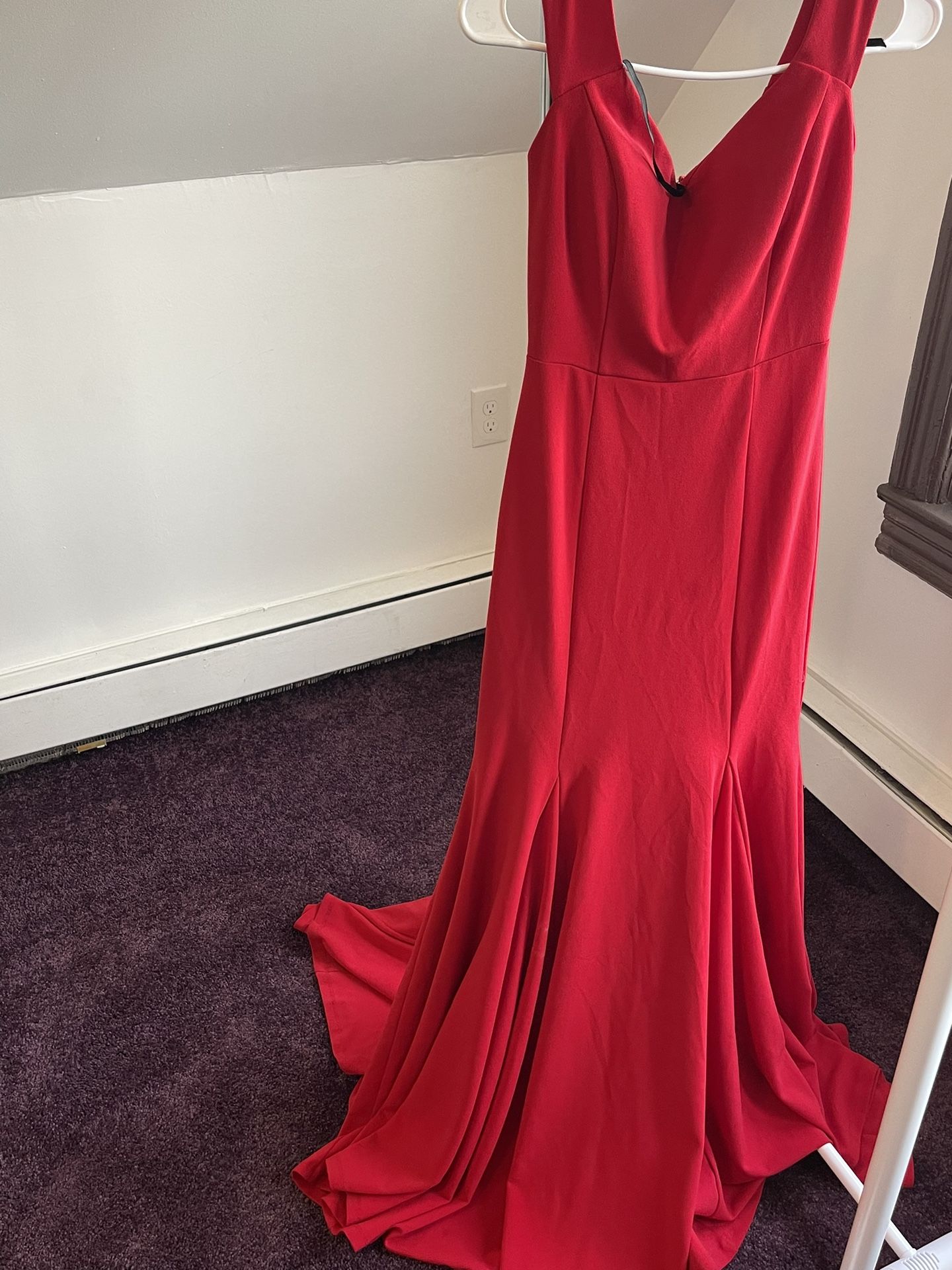 Red Long Trail Gown