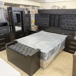 New Black Bedroom Set (King/Queen/Full)