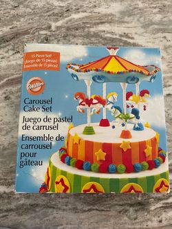 Wilton Carousel Cake Set 15 Piece