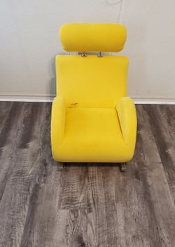 Kids Rocking Chair Video games Chair Accent Chair / Mecedora de niños Video Juegos