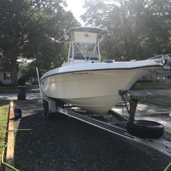 2007 Center Console Fishing Boat 