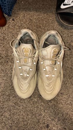 Ozelia adidas’s