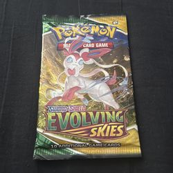 Heavy evolving skies booster pack 22.113g