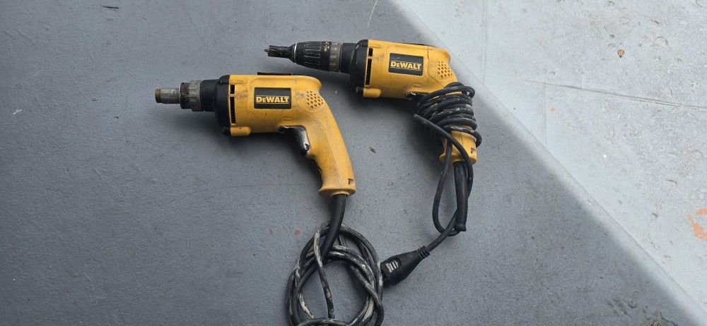 DEWALT SCREW GUN 255.