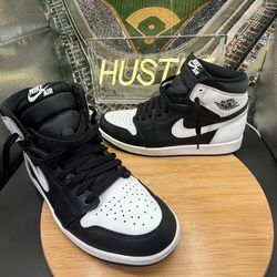 Nike Air Jordan 1 Retro High OG Black/White Mens Sz 10