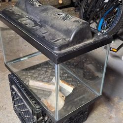 20Gallon Fish Tank w Accessories 