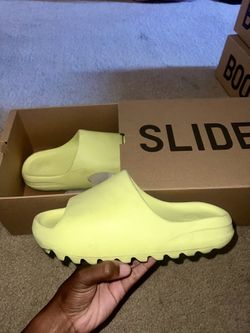 Yeezy Slide Glow Green