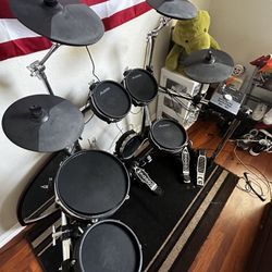 Alesis Command Electronic Drums with expansion kit