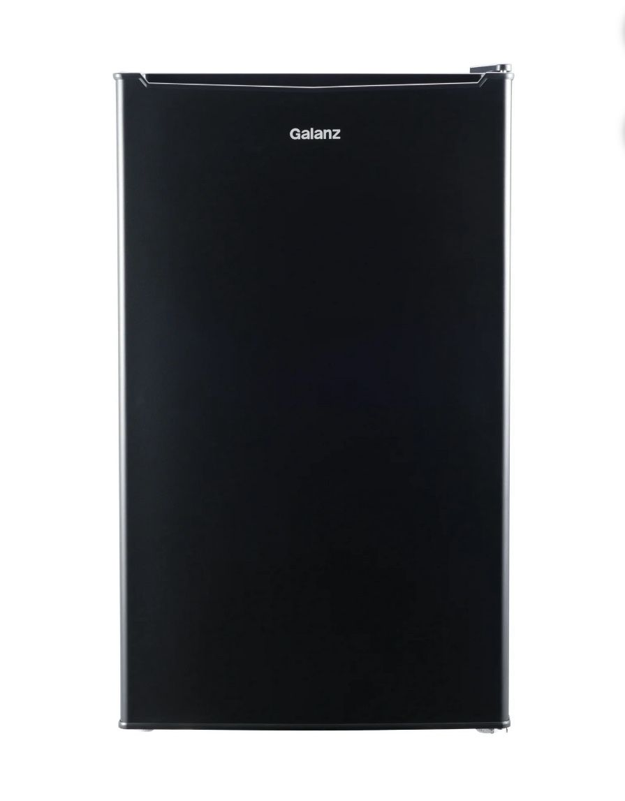 Galanz Mini Fridge