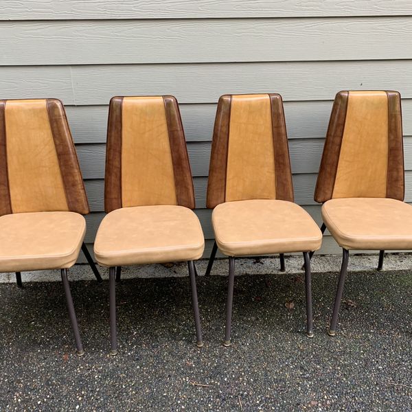 4 Vintage Kitchen Vinyl Chairs for Sale in Maple Valley, WA OfferUp