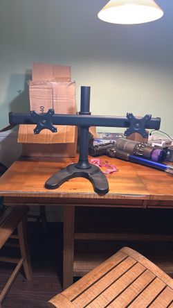 Dual monitor stand