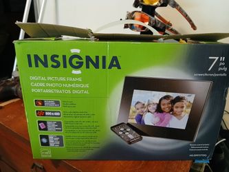 Digital Picture Frame 7"