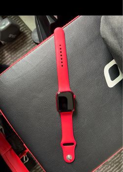 Apple Watch Series 8 41mm gps/ w red sport band
