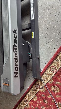 Exercise equipment, treadmill
