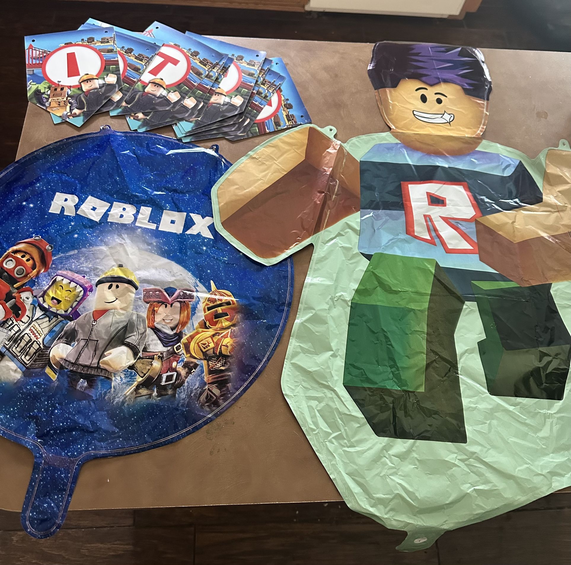 Roblox Birthday Balloon and Banner