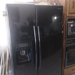 Samsung Refrigerator Black