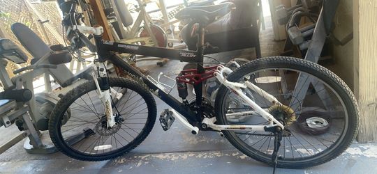 genesis mountain bike filly v2100 26