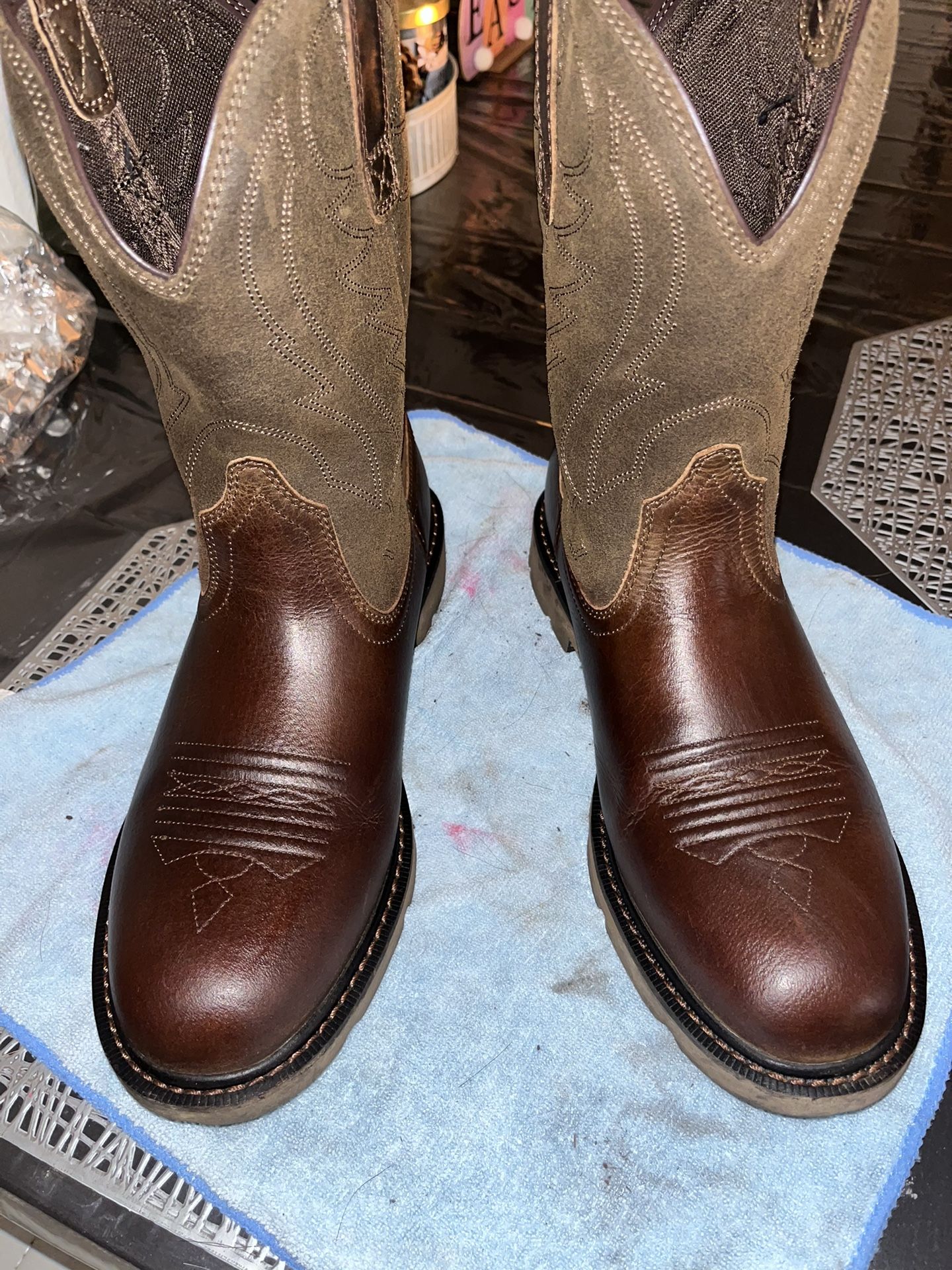 Men Ariat Work Boots 