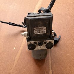 Mazda RX-8 ABS Pump Module w/ Harness OEM Bosch