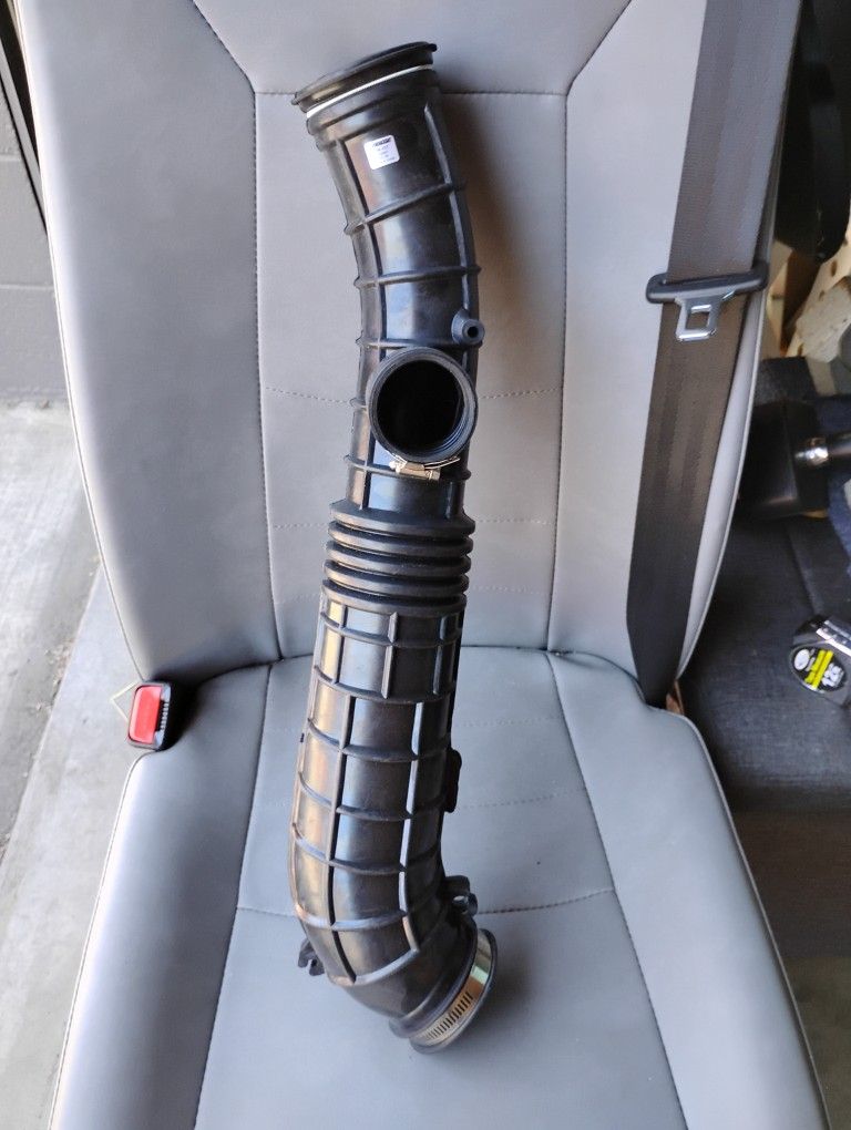 Dorman 696-037 Engine Air Intake Hose