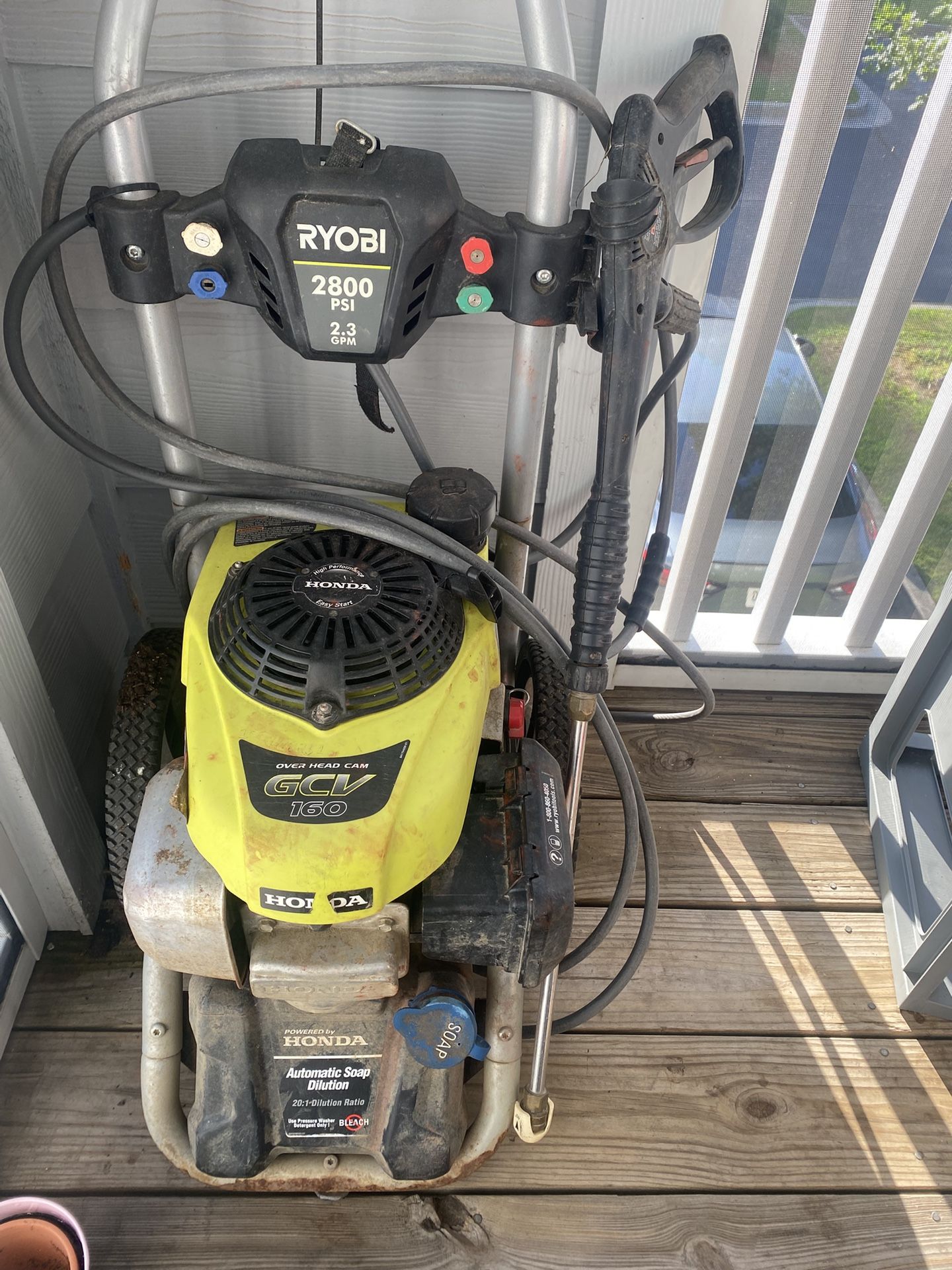Ryobi 2800 PSI Pressure Washer – Honda Engine