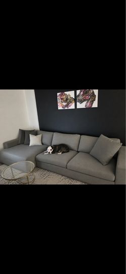 COUCH NEED GONE TODAY