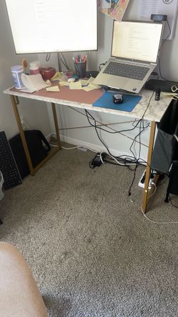 ✨ Modern White Marble Computer Desk – Excellent Condition ✨