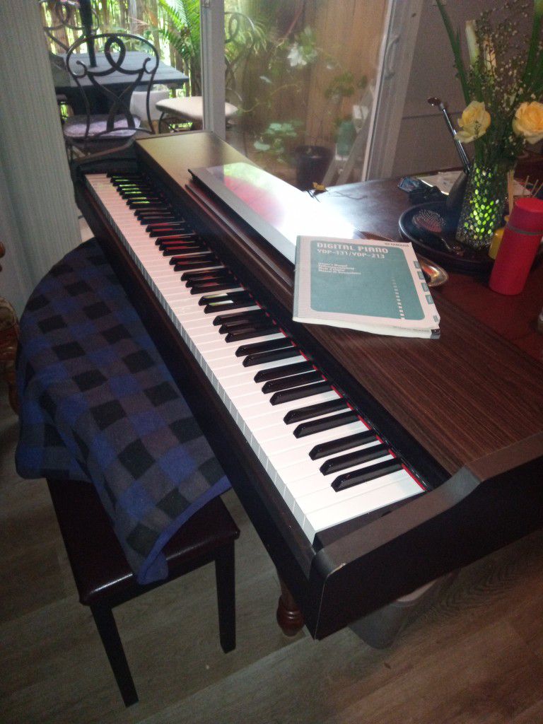 Digital Piano, Yamaha Ydp-213